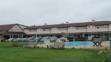 Cherry Lane Motor Inn in Lancaster, PA