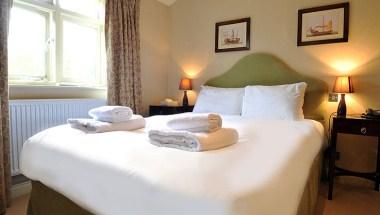 The Carnarvon Arms Hotel in Newbury, GB1