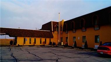 Hometown Inn & Suites in Washington, IA