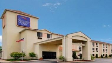 Sleep Inn and Suites Near I-90 and Ashtabula in Austinburg, OH