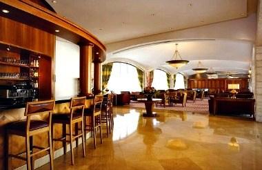 Grand Court Hotel in Jerusalem, IL