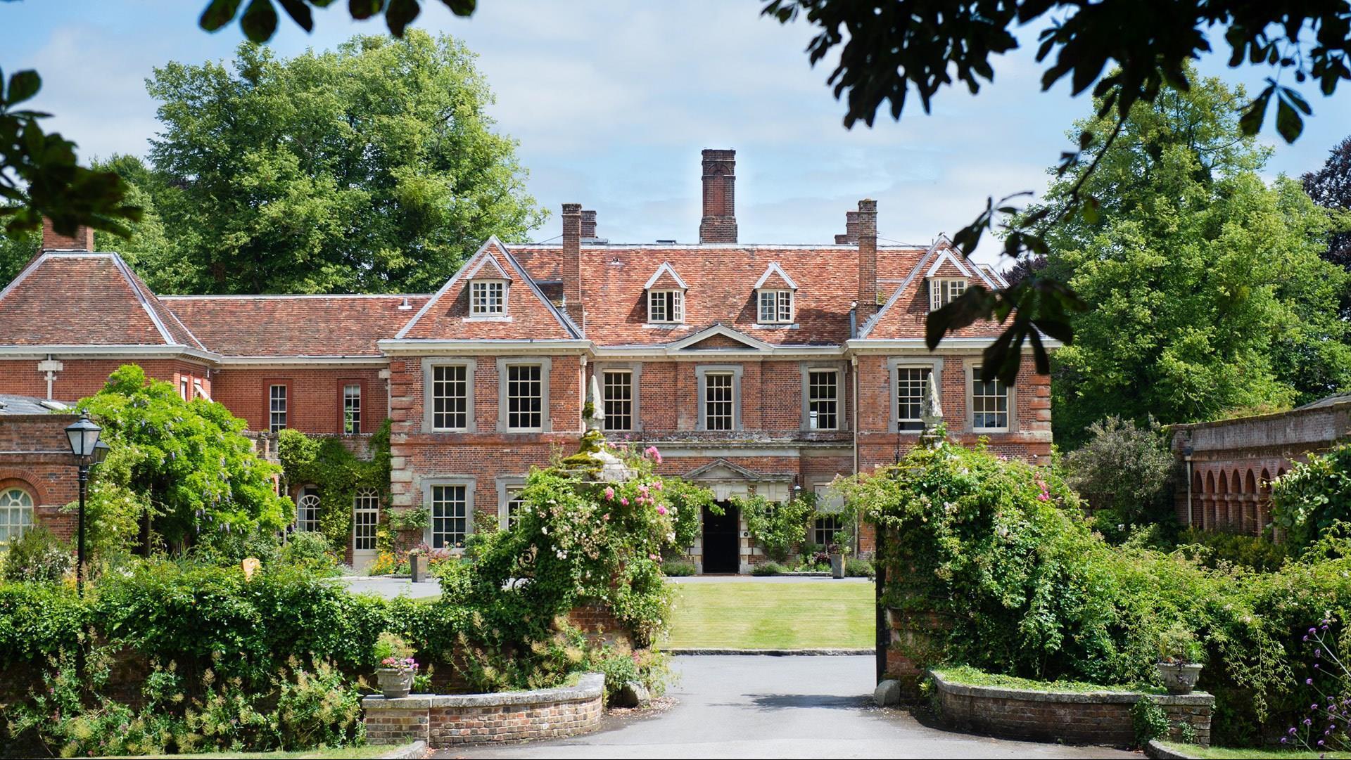 Lainston House in Winchester, GB1