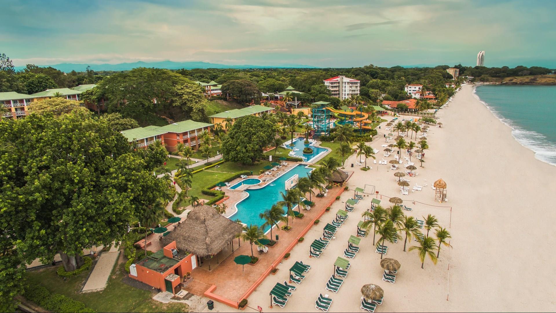 Royal Decameron Golf, Beach Resort & Villas - Farallon in Rio Hato, PA