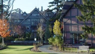 English Inn and Resort in Victoria, BC