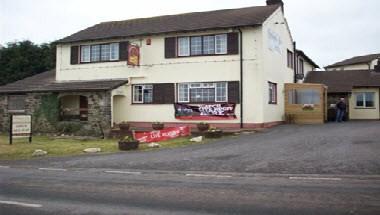 Highgate Inn Hotel & Restaurant in Pembroke, GB3