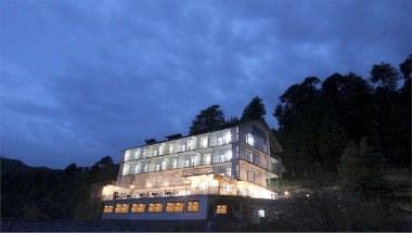 Shining Star Resort in Dalhousie, IN