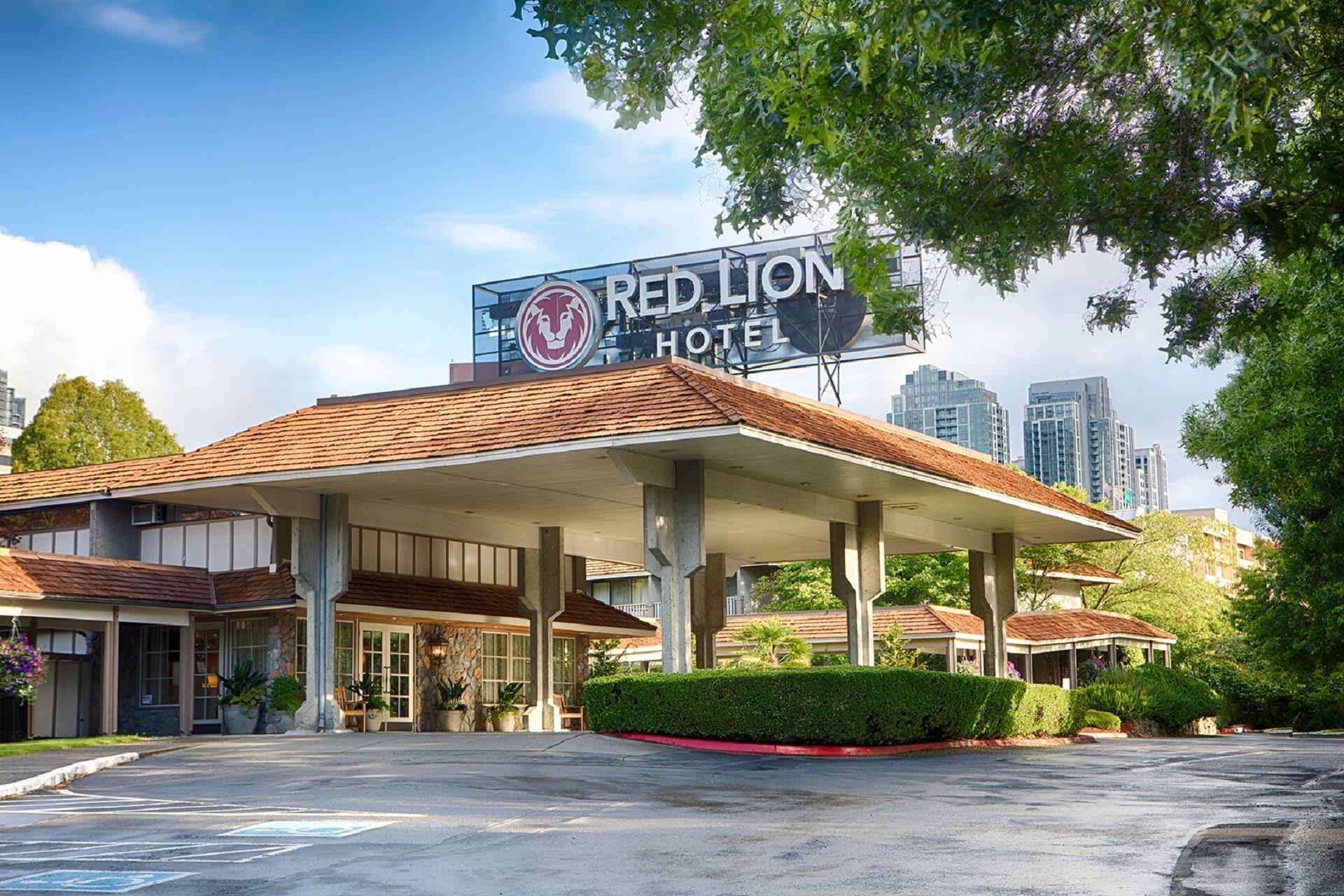 Red Lion Hotel Bellevue in Bellevue, WA