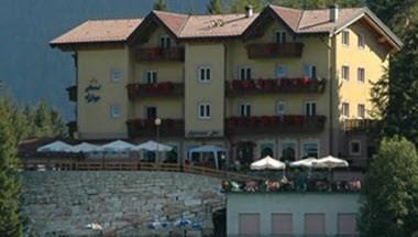 Hotel al Lago in Lavarone, IT