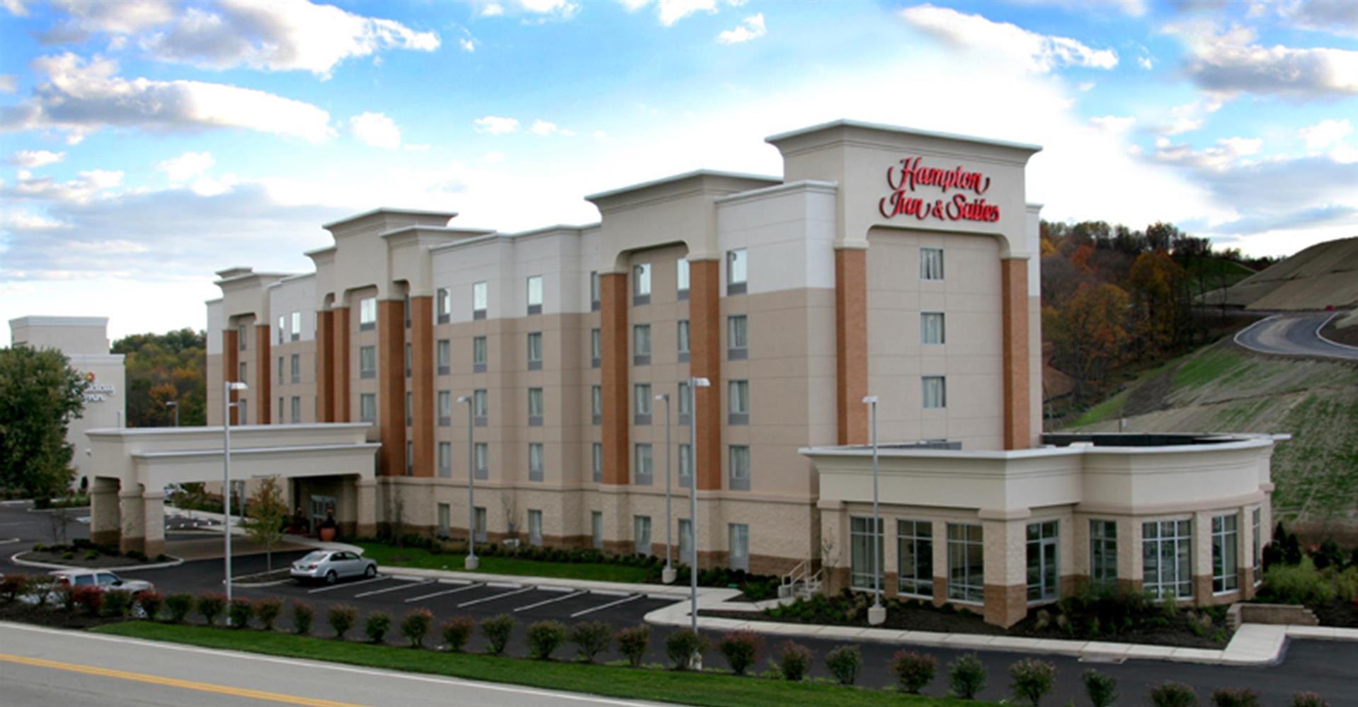 Hampton Inn & Suites Pittsburgh-Meadow Lands in Washington, PA