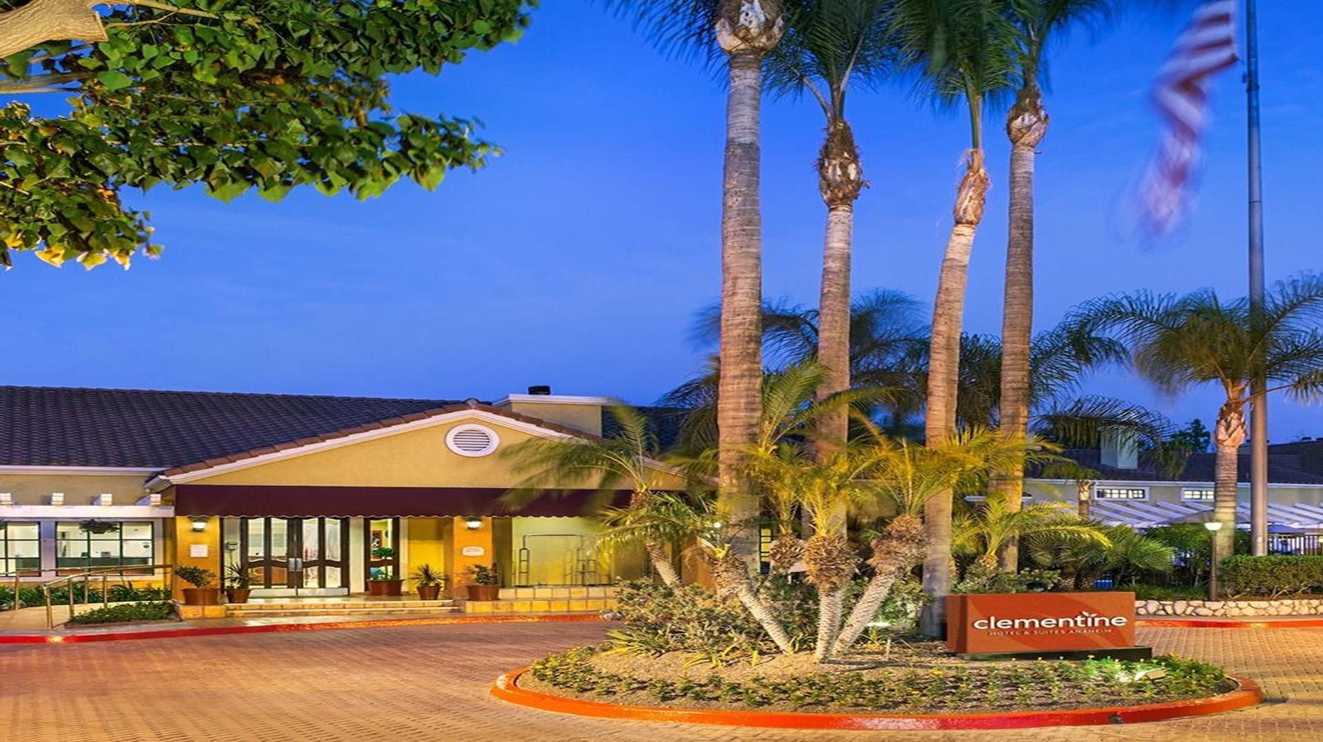 Clementine Hotel & Suites Anaheim in Anaheim, CA