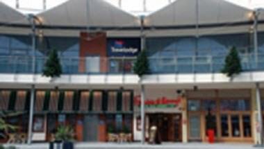 Travelodge Birmingham Central Broadway Plaza hotel in Birmingham, GB1