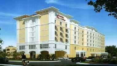 Hampton Inn & Suites Savannah/Midtown in Savannah, GA