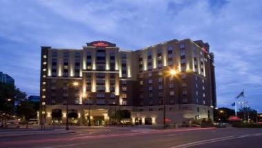 Hilton Garden Inn Minneapolis Downtown in Minneapolis, MN