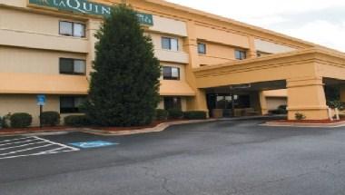 La Quinta Inn & Suites by Wyndham Columbus State University in Columbus, GA