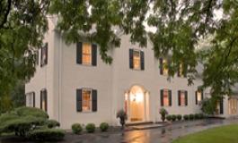 10 Fitch Luxurious Romantic Inn in Auburn, NY