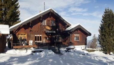 Hotel Whitepod in Monthey, CH