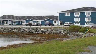 Bay Roberts Hotel & Scrunchions Restaurant in Conception Bay, NL