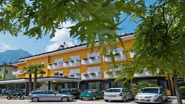 Hotel Campagnola in Riva Del Garda, IT