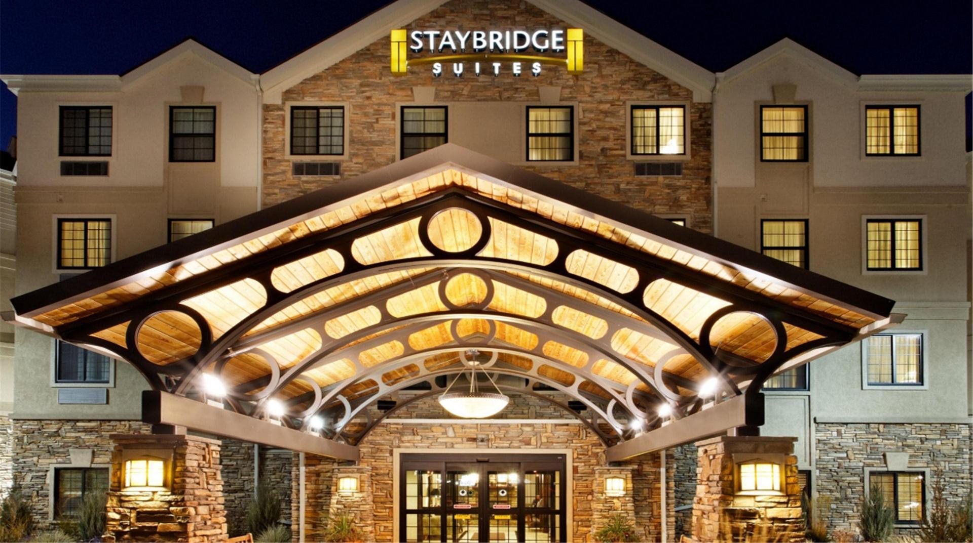 The Staybridge Suites Pittsburgh - Cranberry Township in Warrendale, PA