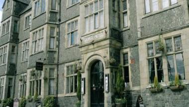 George 1V Hotel in Criccieth, GB3