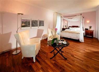 Hotel Eden Spiez in Spiez, CH