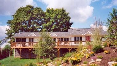 Donna's Premier Lodging in Wooster, OH