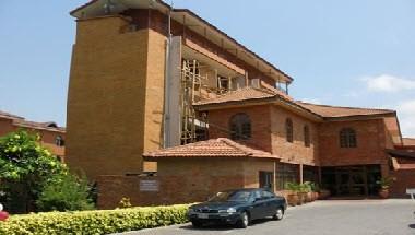 Coconut Grove Regency Hotel in Accra, GH