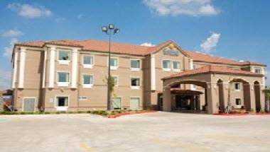 Comfort Inn and Suites Winnie in Winnie, TX