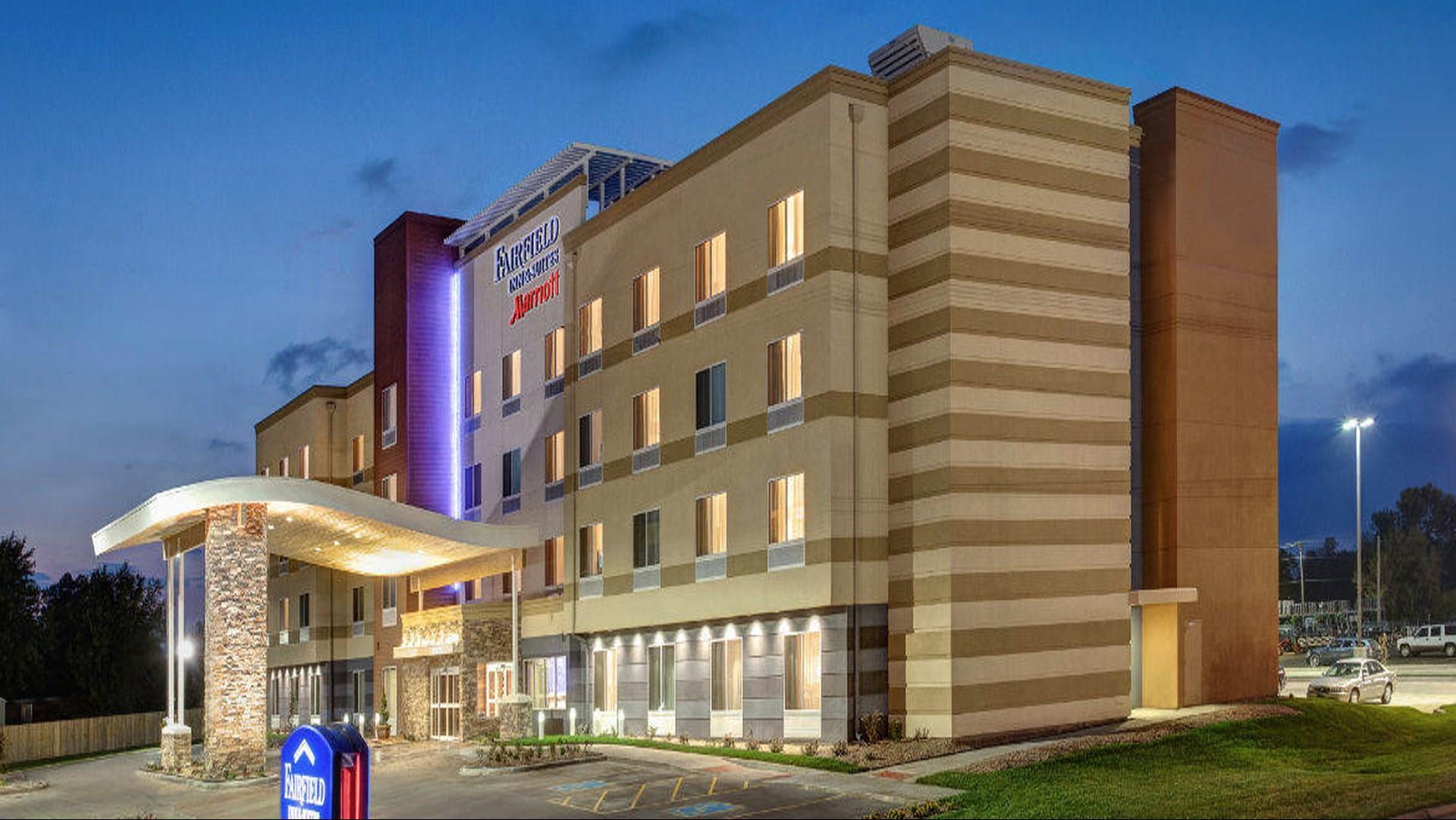 Fairfield Inn & Suites Allentown West in Breinigsville, PA