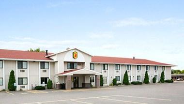 Super 8 by Wyndham Eau Claire WI in Eau Claire, WI