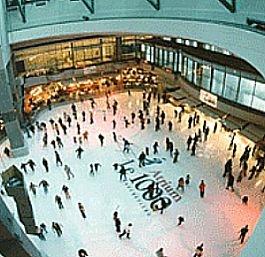 Atrium Le 1000 De La Gauchetiere in Montreal, QC