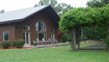 Point Remove Lodge in Hattieville, AR