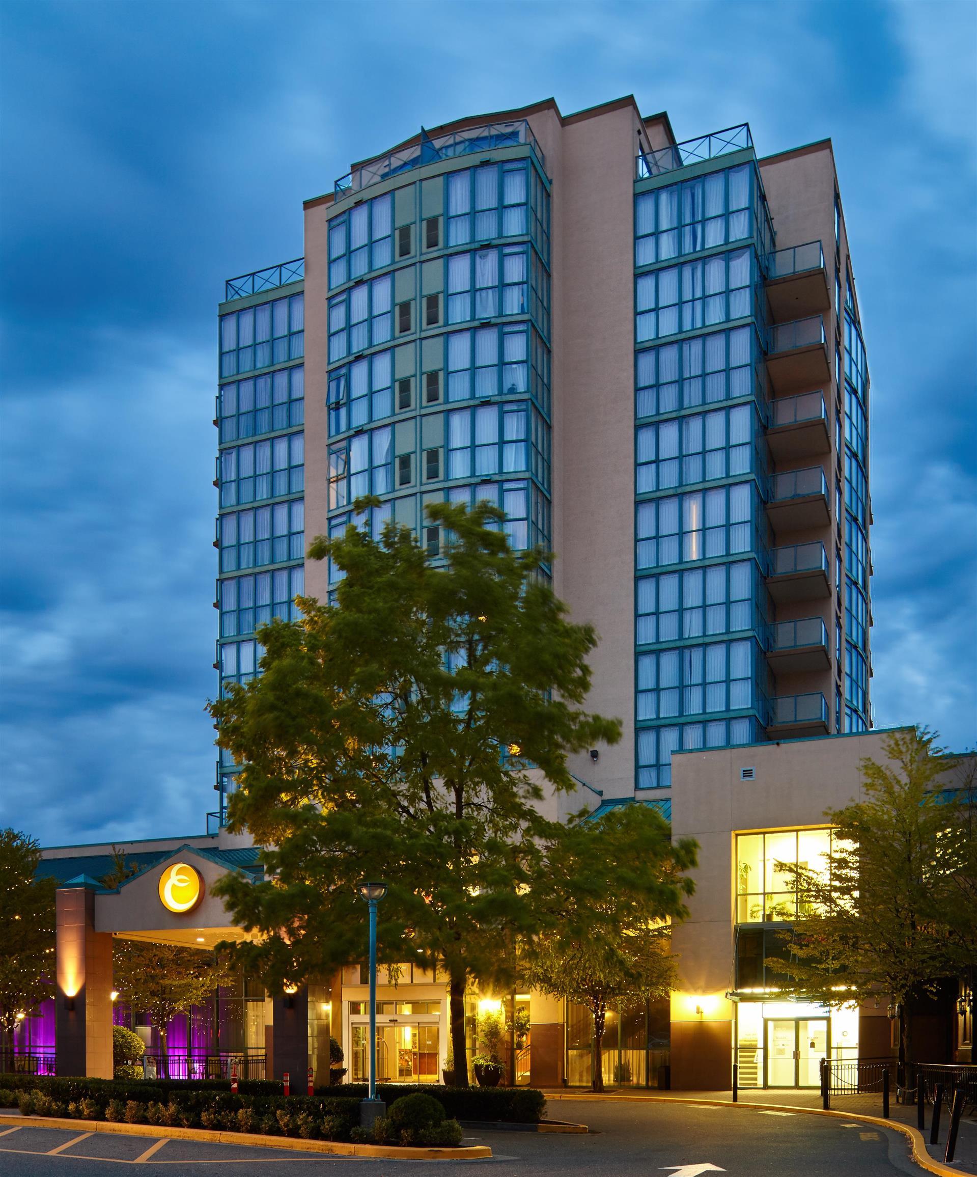 Executive Plaza Hotel Coquitlam Vancouver BC in Coquitlam, BC