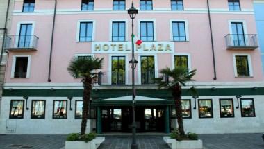 Hotel Plaza in Desenzano del Garda, IT