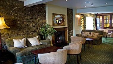 Falcon Hotel and Restaurant in Carmarthen, GB3