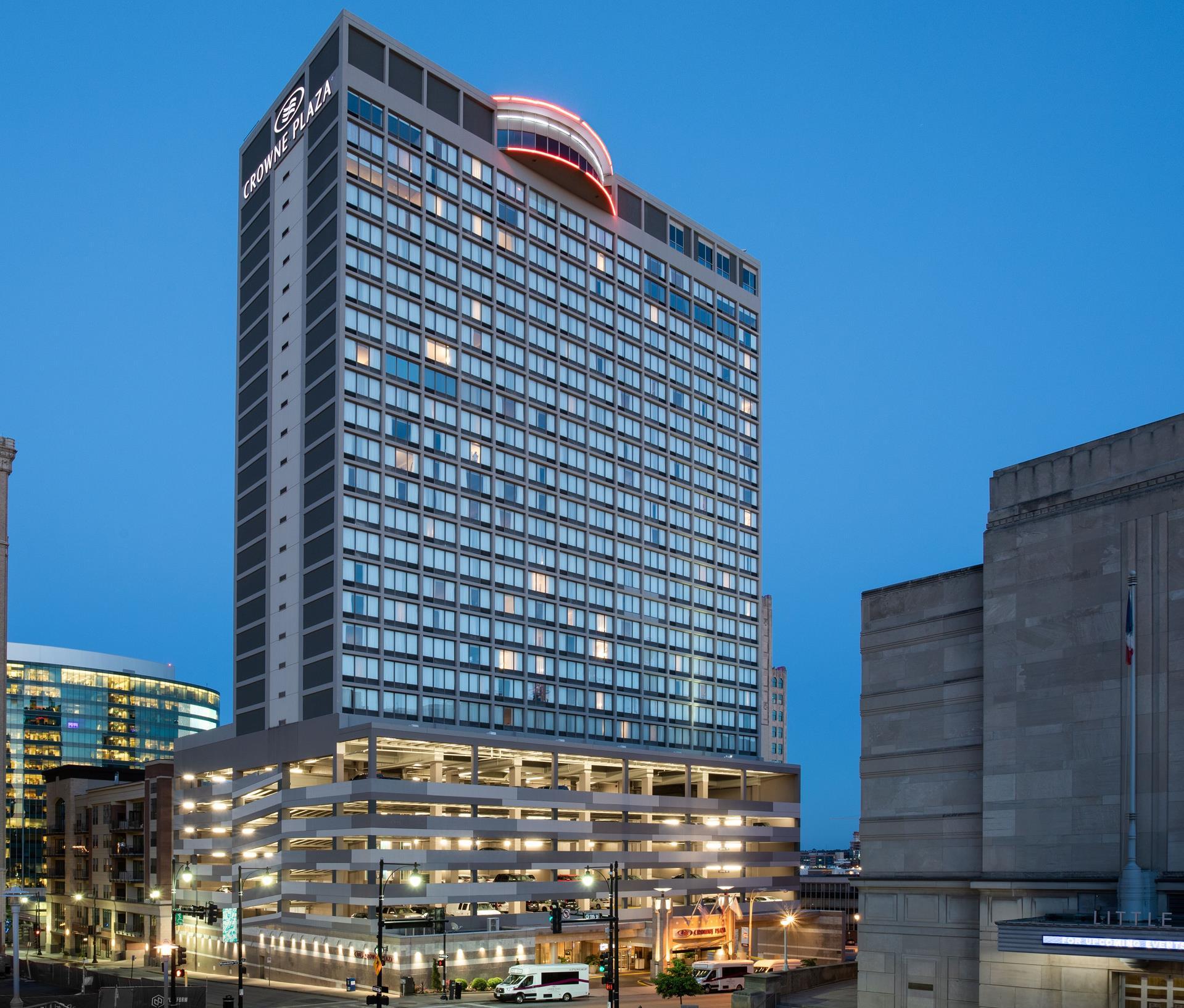 Crowne Plaza Kansas City Downtown in Kansas City, MO