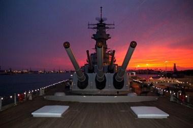 Battleship Missouri (USS Missouri Memorial) in Honolulu, HI