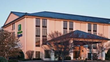 Holiday Inn Express Nashville - Hendersonville in Hendersonville, TN