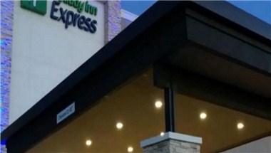 Holiday Inn Express & Suites Rantoul in Rantoul, IL