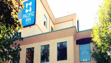 Pacific Inn & Suites Hotel in Kamloops, BC