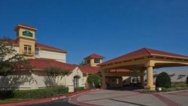 La Quinta Inn & Suites by Wyndham Sherman in Sherman, TX