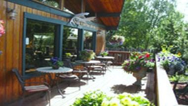 Jewel Lake Bed & Breakfast in Anchorage, AK