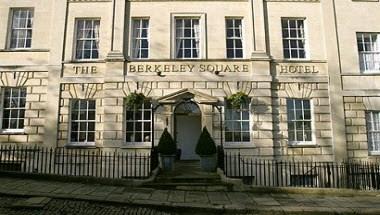 Classic British - Berkeley Square in Bristol, GB1