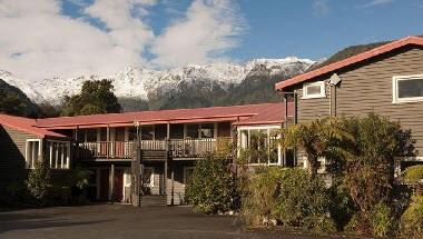 Heartland Hotel Glacier Country in Fox Glacier, NZ