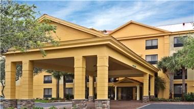 La Quinta Inn & Suites by Wyndham Bonita Springs Naples N. in Bonita Springs, FL