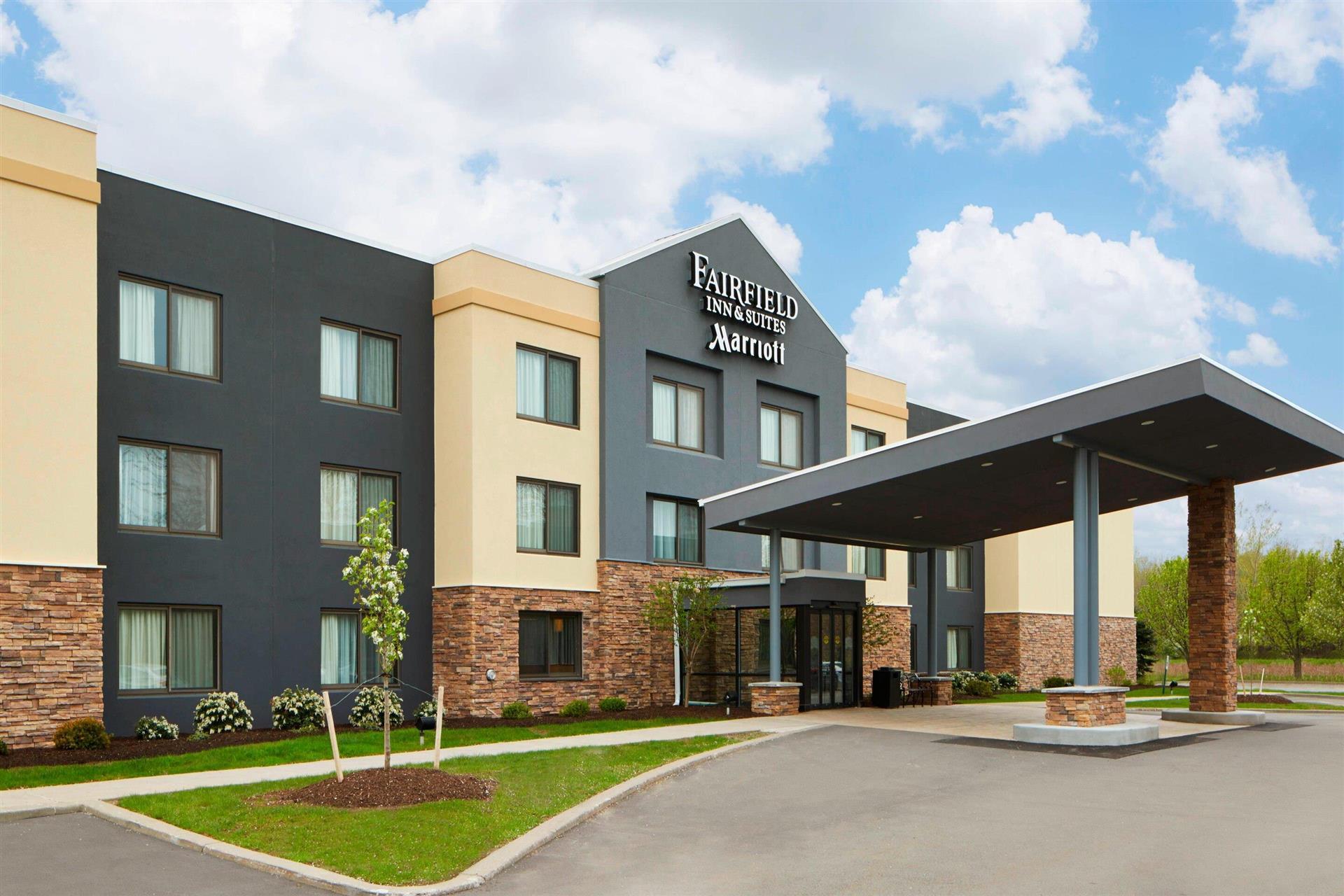 Fairfield Inn and Suites Rochester East in Webster, NY