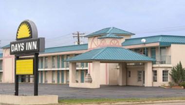 Days Inn by Wyndham West Point in West Point, MS