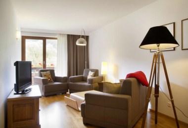 Appartement-Hotel & Appartementhaus Seeland in Weissensee, AT