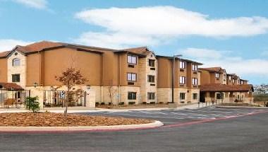 Microtel Inn & Suites by Wyndham Buda Austin South in Buda, TX