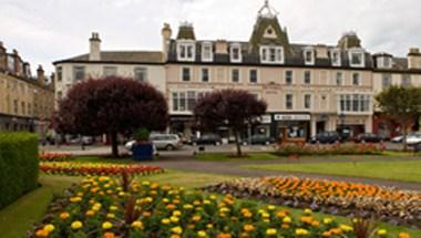 The Victoria Hotel in Dunoon, GB2